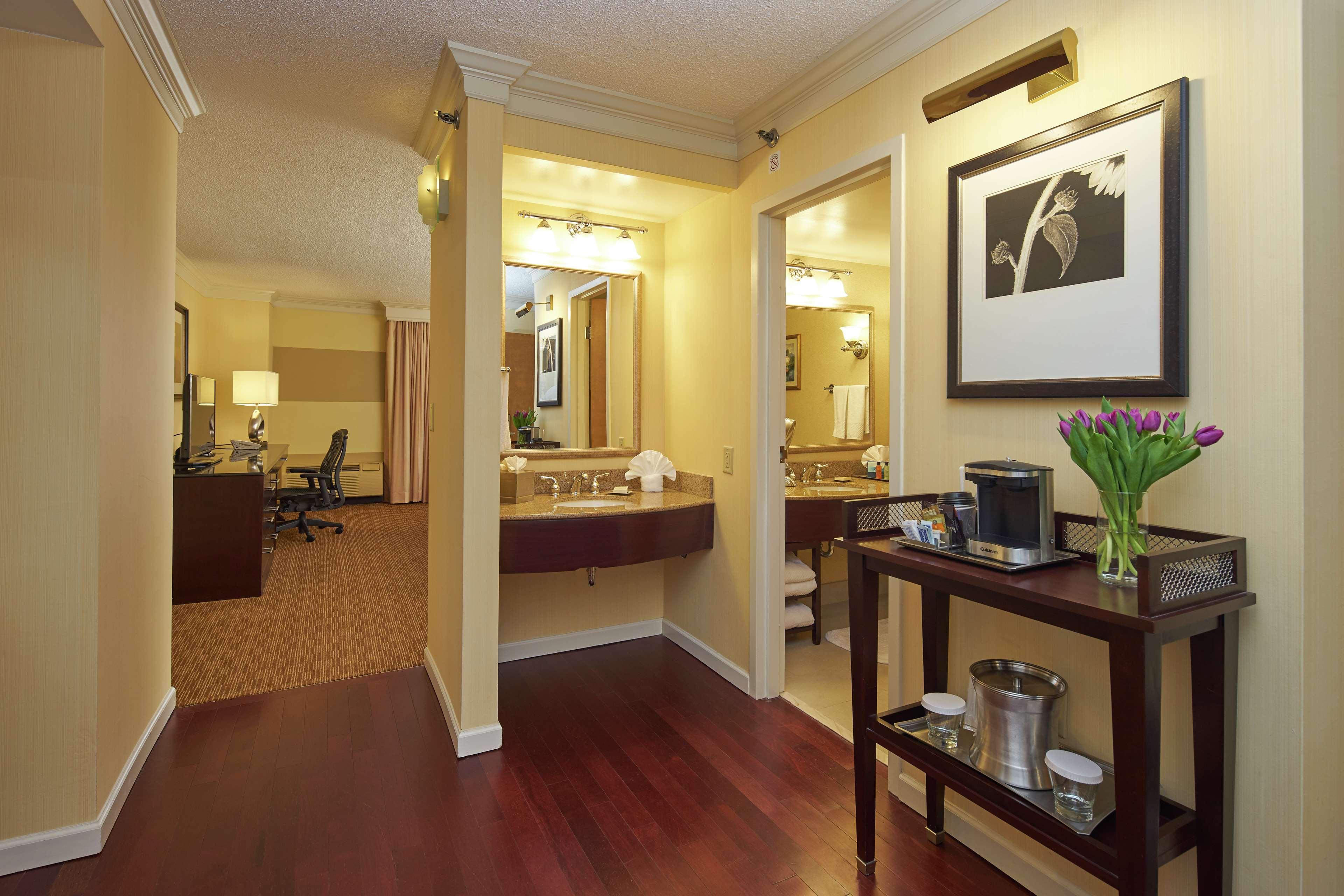 Hilton Raleigh North Hills Hotell Rom bilde