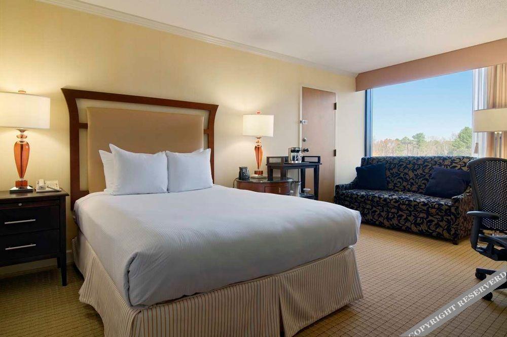 Hilton Raleigh North Hills Hotell Eksteriør bilde