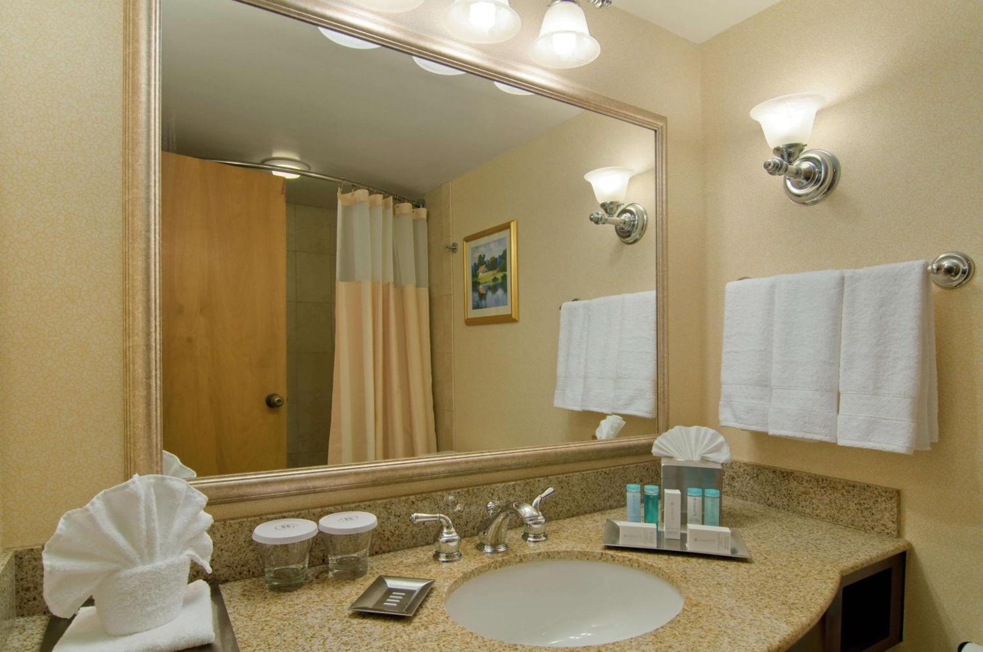 Hilton Raleigh North Hills Hotell Eksteriør bilde