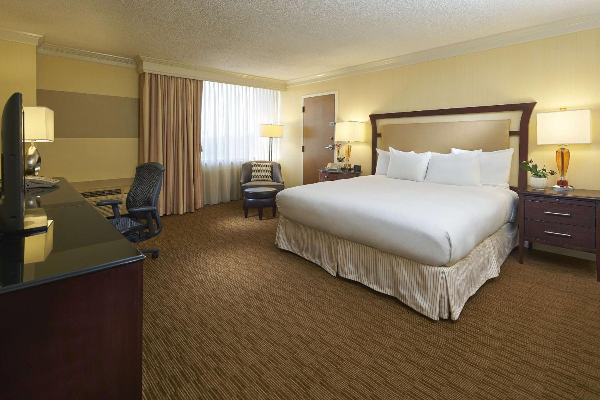 Hilton Raleigh North Hills Hotell Eksteriør bilde